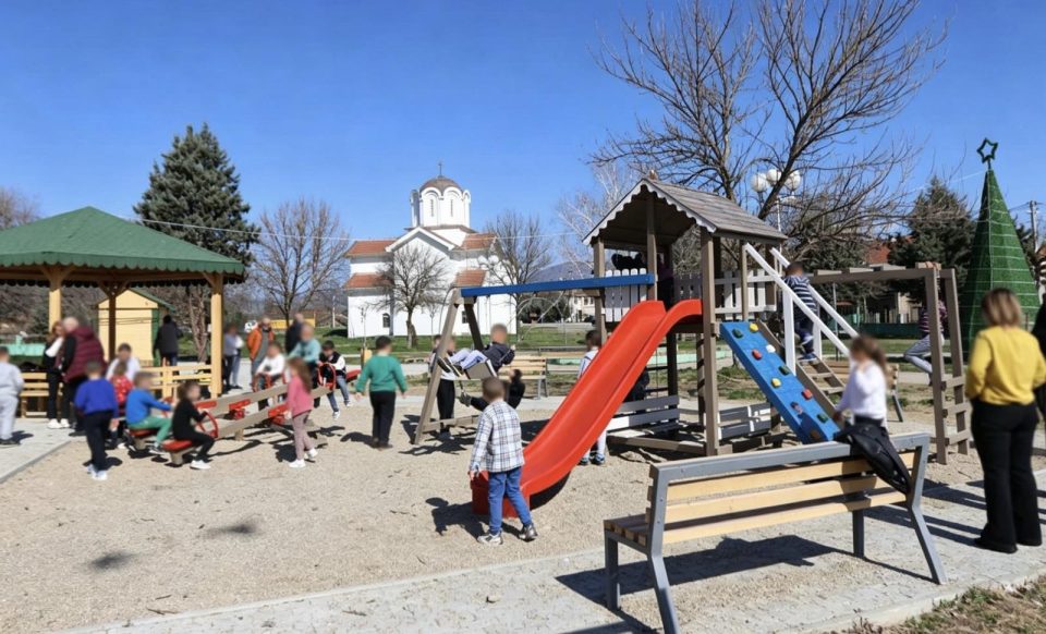 Cheshinovo obleshevo dobi nov moderen prostor za rekreaczija na najmladite.jpg