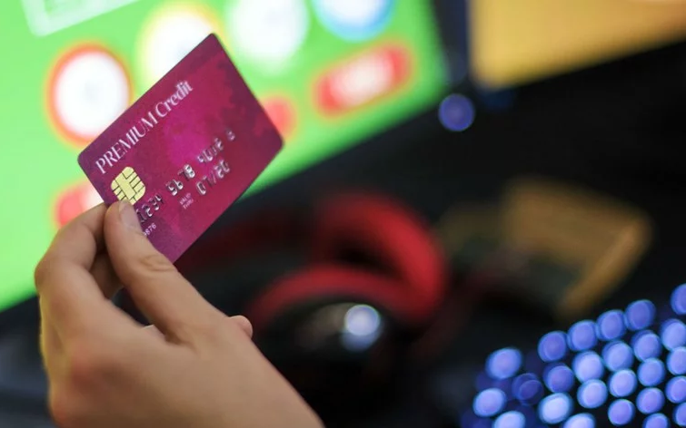 Kreditna karticka.png