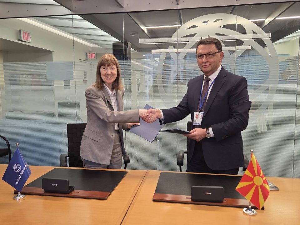 Potpishuvane dogovor so sb.jpg