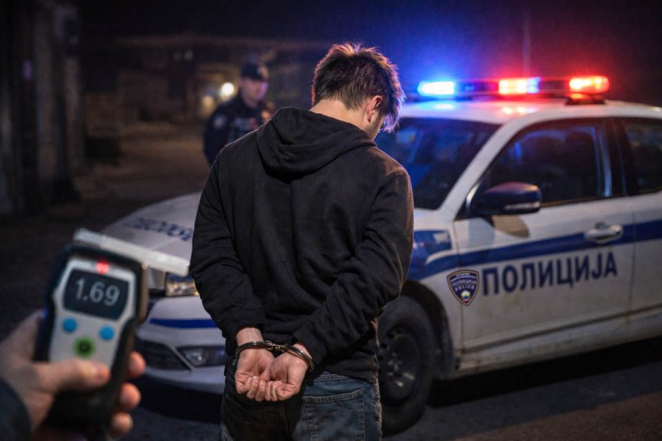 Lisen od sloboda 24 godisen vozac od vinicko upravuval vozilo bez vozacka dozvola i pod dejstvo na alkoxol i predizvikal soobrakjajna nesrekja so edno tesko i dve polesno povredeni lica image.jpg