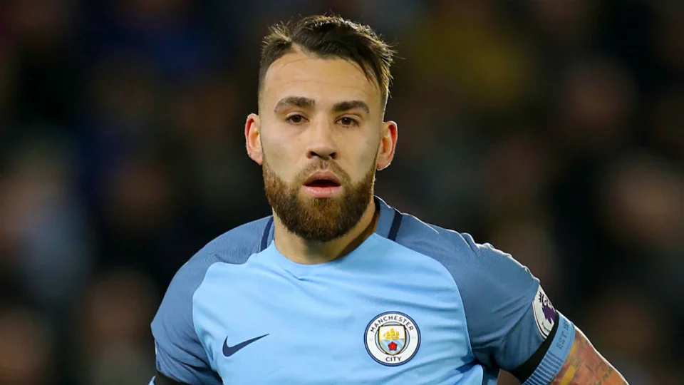 Otamendi plp.webp.webp