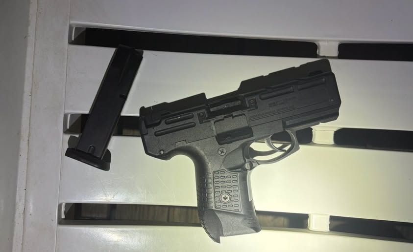 Pistol.jpg