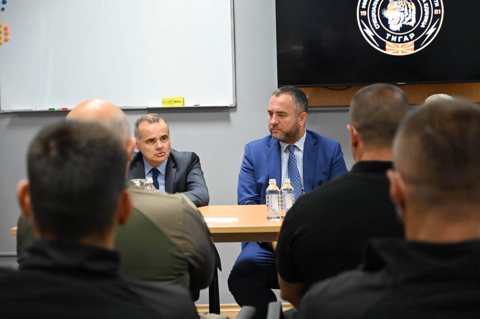 Toskovski ja otvori zaednickata obuka na sae tigar i francuskata edinica raid razmenata na iskustva i znaenja e klucna za unapreduvanje na policiskite kapaciteti image.jpg